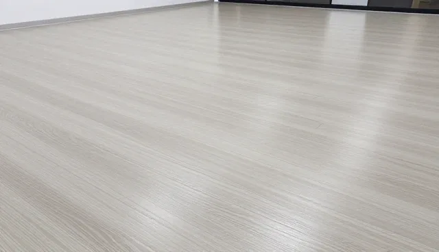 域名维护策略：网络质量优先还是成本控制？
