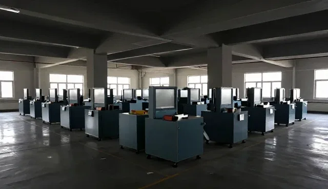 域名管理中的网络稳定：多场景下的应用与挑战